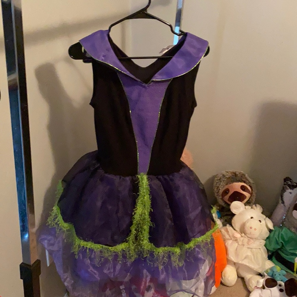 Disney size small adult maleficent costume